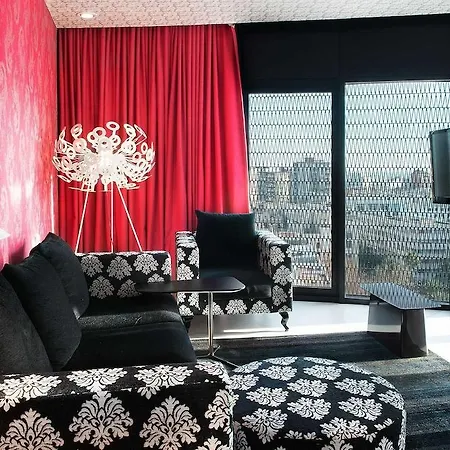 Hotel Barcelo Raval 4*