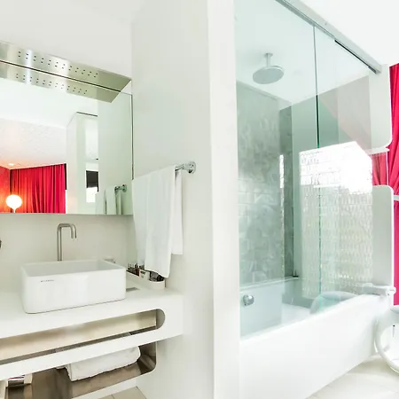 Barcelo Raval 4* 바르셀로나