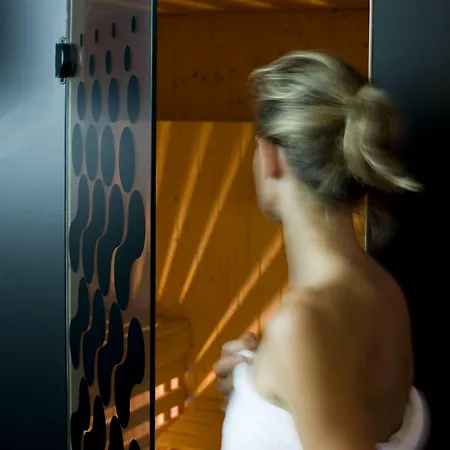 Barcelo Raval Otel 4*