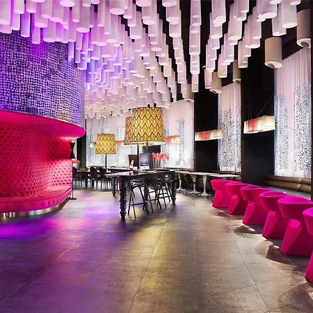 Barcelo Raval فندق