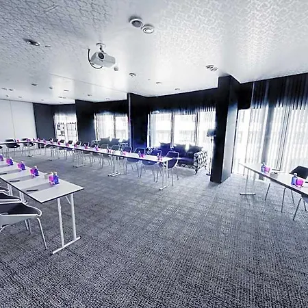 Barcelo Raval 4*