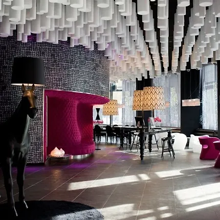 Hotel Barcelo Raval 4*