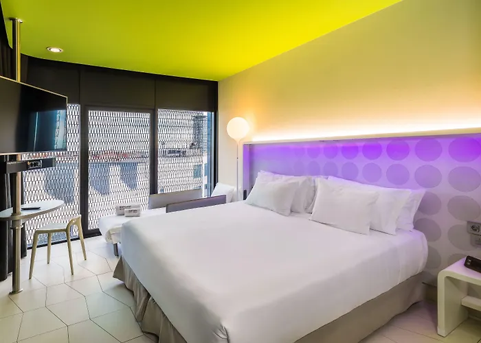 Szálloda Barceló Raval 4*