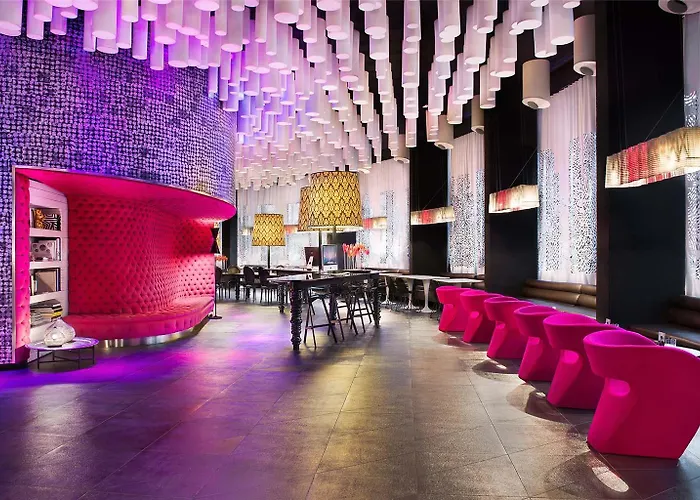 Barcelo Raval ホテル